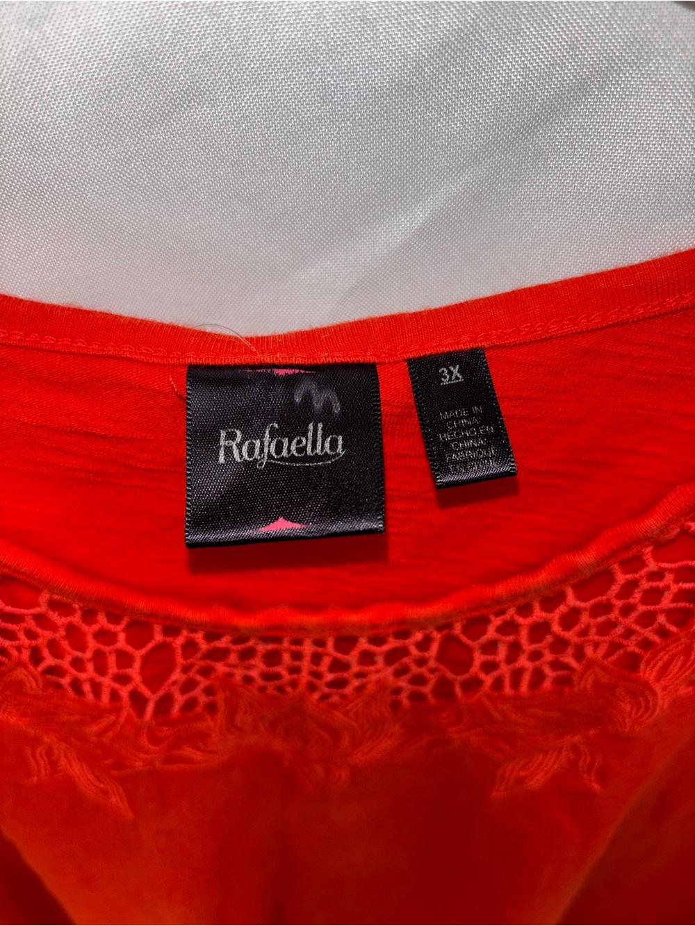 Rafaella Red Scoop Neck Embroidered Short Sleeve Top - Picture 2 of 3